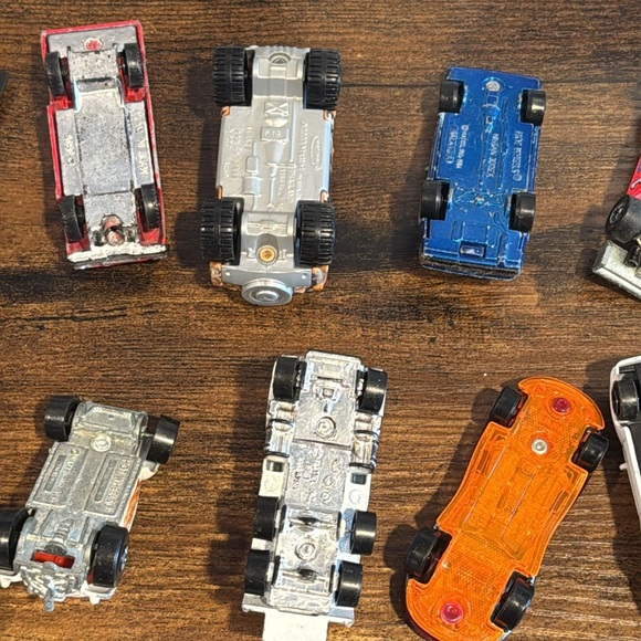 Unique and Rare older hot wheels and matchbox cars 🚘 13 total cars - Picture 7 of 8